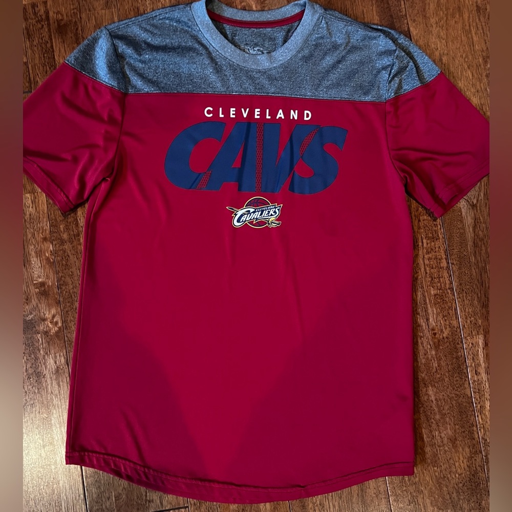 Cleveland Cavaliers T-shirt Size Mens Large